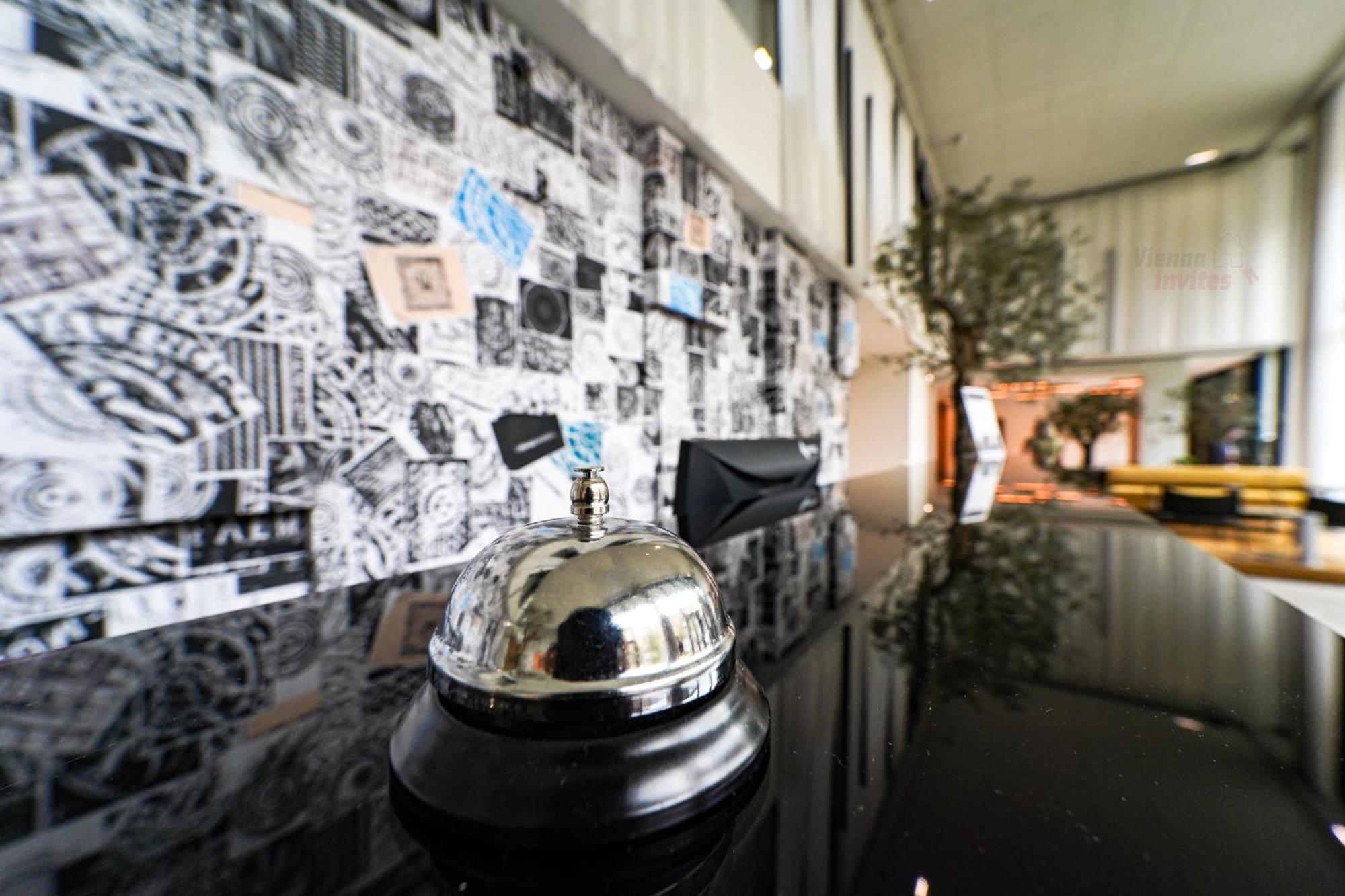 Triiiple 7Heaven - Amazing View On Top Floor With Rooftop Pool Viyana Dış mekan fotoğraf