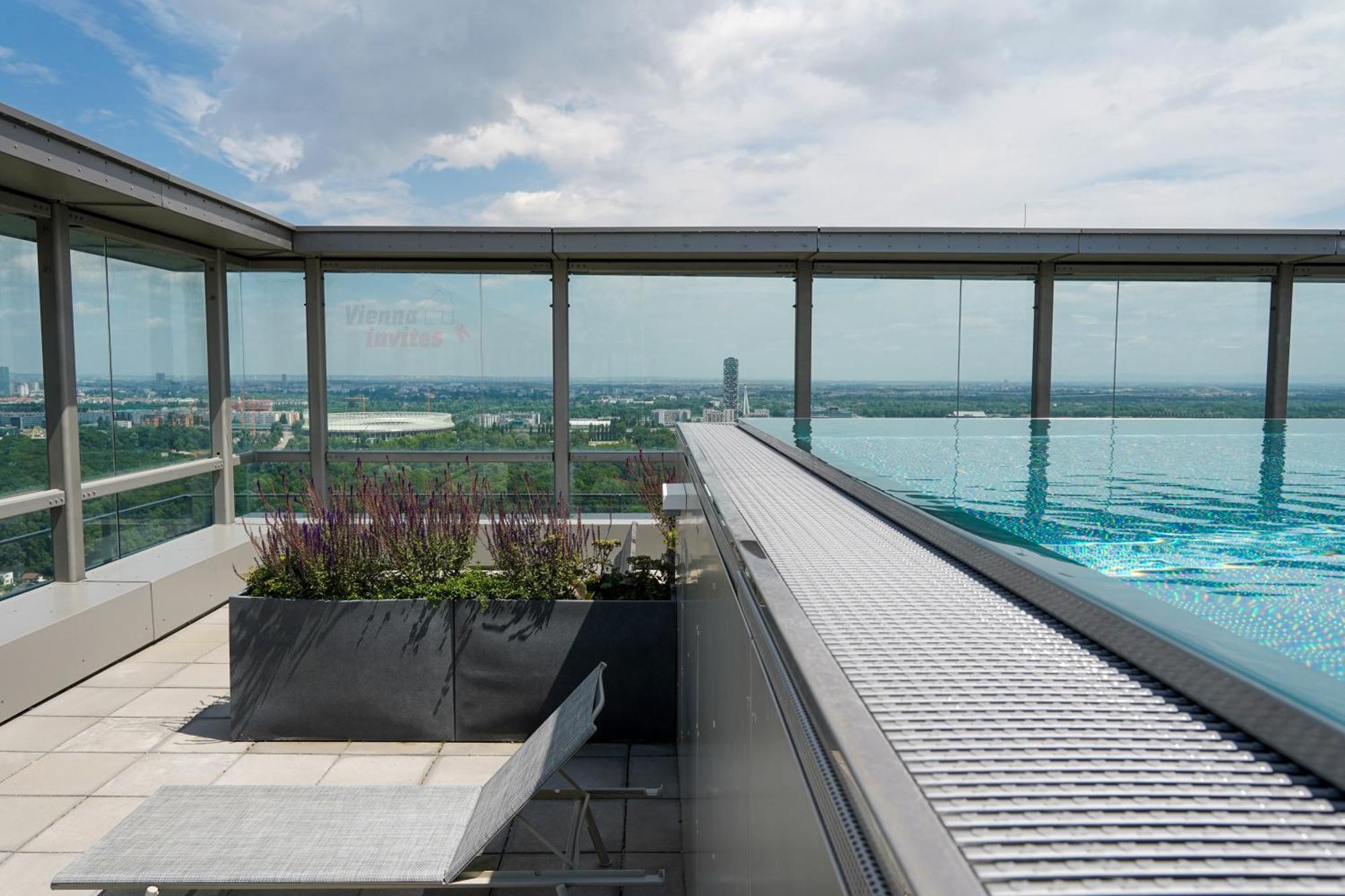 Triiiple 7Heaven - Amazing View On Top Floor With Rooftop Pool Viyana Dış mekan fotoğraf